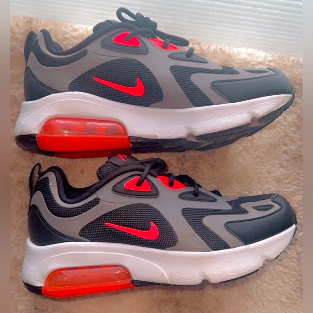 Nike Air Max 200 GS Boys/Girls Shoe CT6388-001